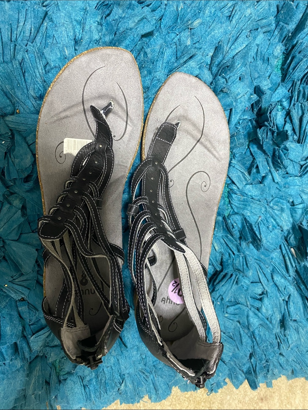 Ahnu Black and Gray Strappy T-Style Sandals